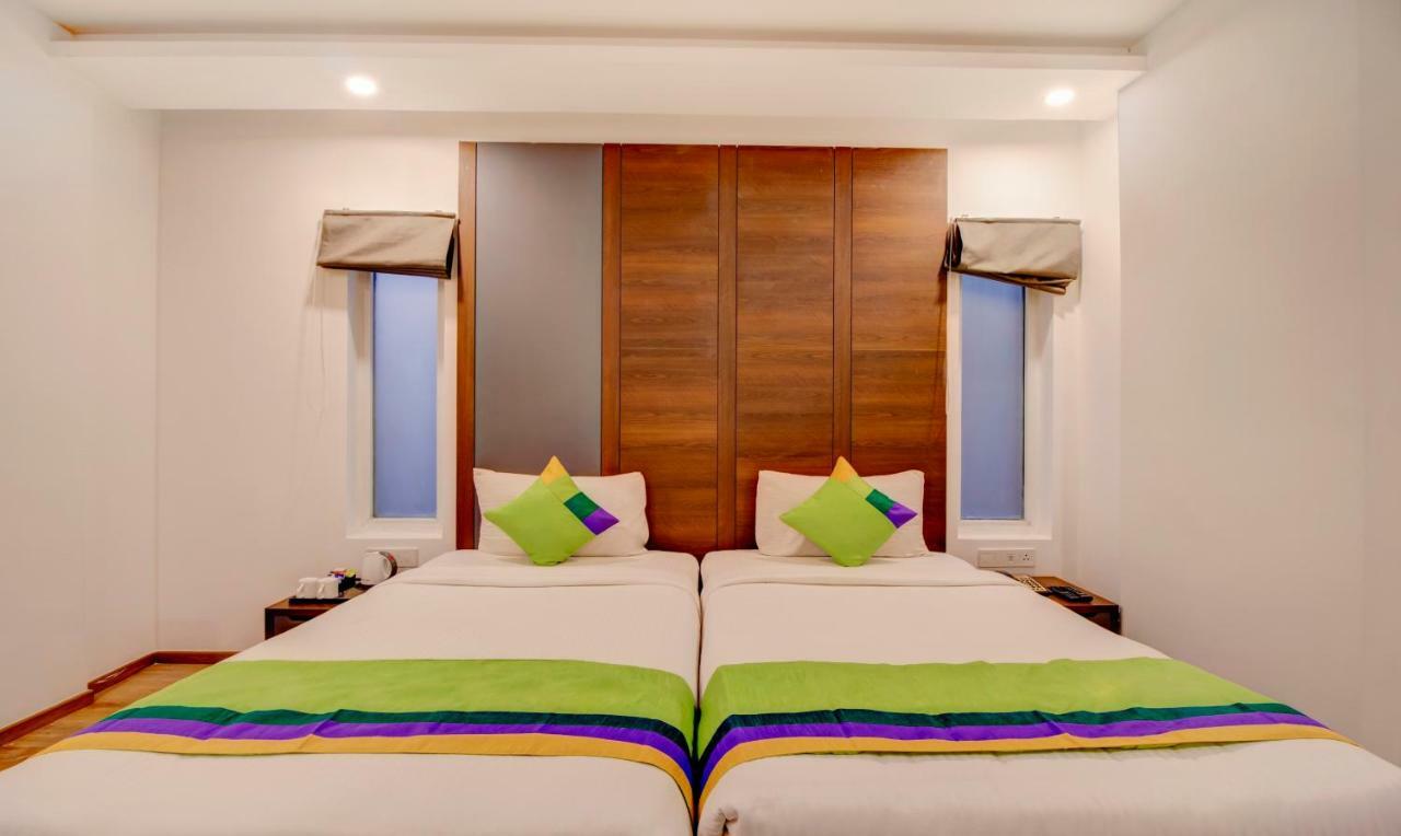 Jagadish Brigade Hotel Bangalore Exterior photo